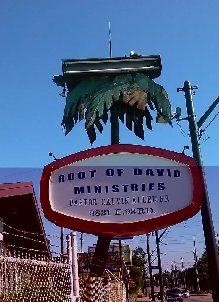 Illuminated signs in Cleveland Heights